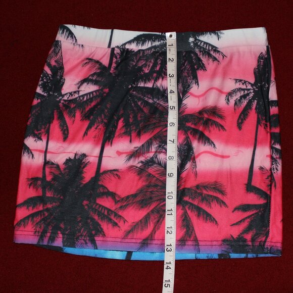 3 for $10 Tropical Print Bodycon Mini Skirt Small - Picture 6 of 6